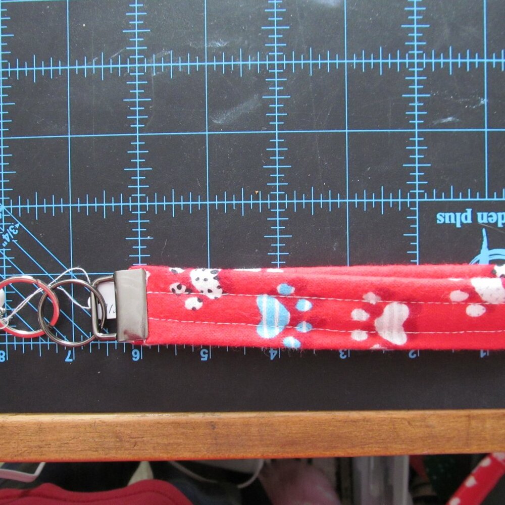 Wristlet Strap Keychain with Paw Print Charm #10112026